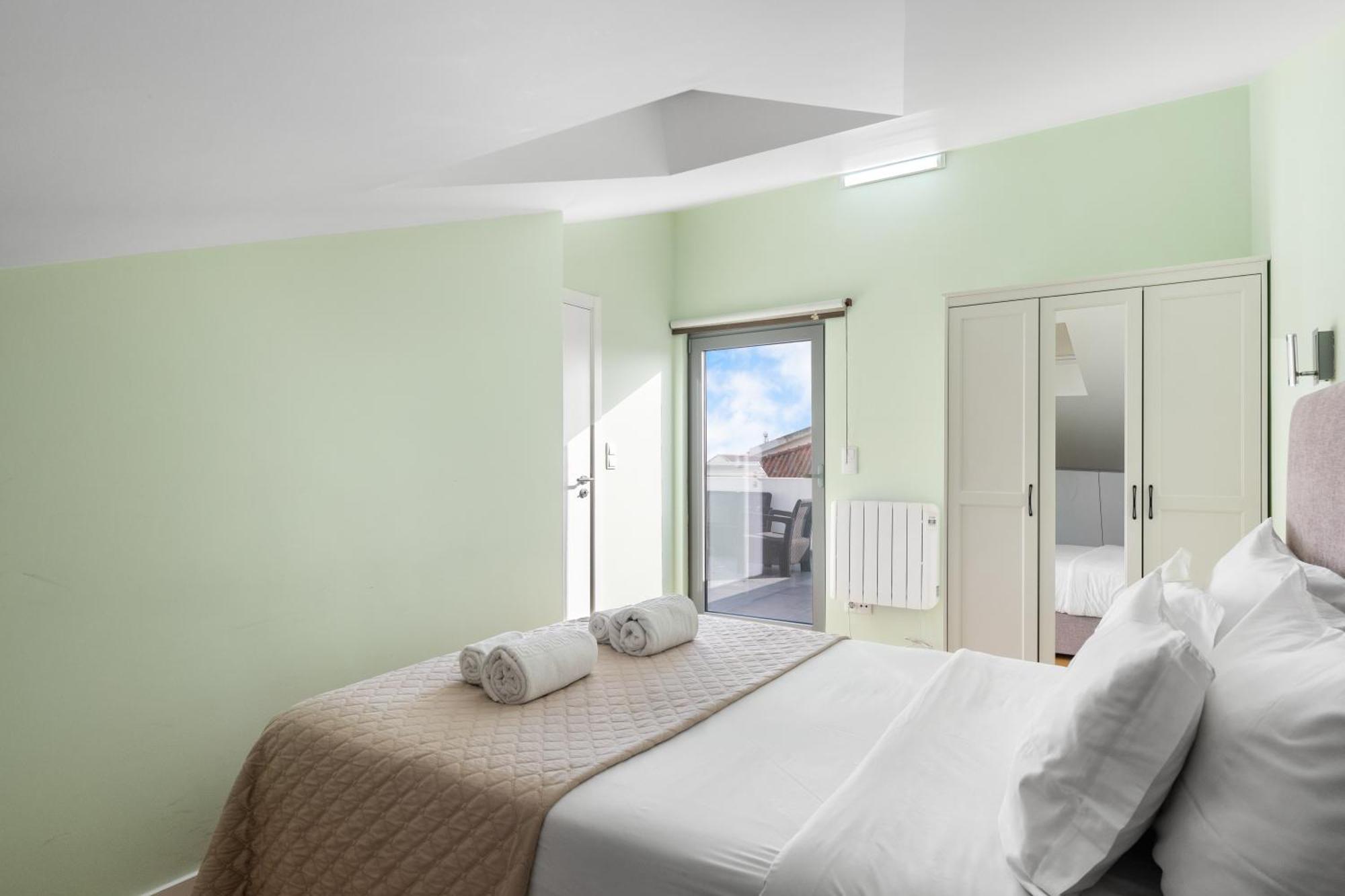 Charmy Villa Estoril By Amber Star Rent Cascais Bagian luar foto